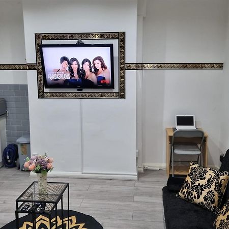*A!S* Setup For Your Most Amazing Relaxed Stay + Free Parking + Free Fast Wifi * リーズ エクステリア 写真