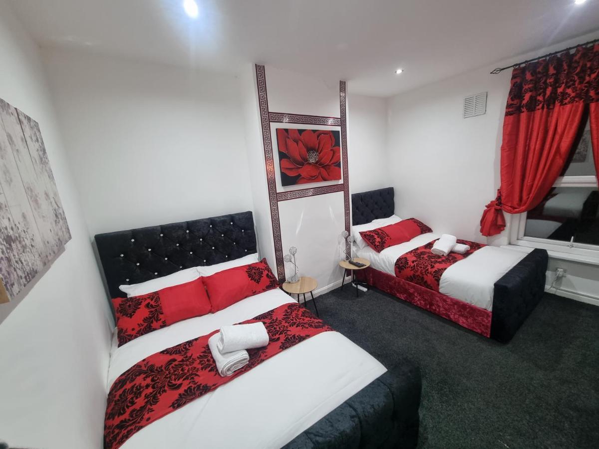 *A!S* Setup For Your Most Amazing Relaxed Stay + Free Parking + Free Fast Wifi * リーズ エクステリア 写真